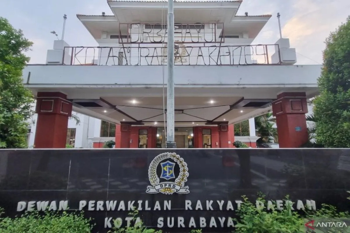 50 Anggota DPRD Surabaya Periode 2024-2029 Ditetapkan, Berikut Daftar Namanya - JPNN.com Jatim