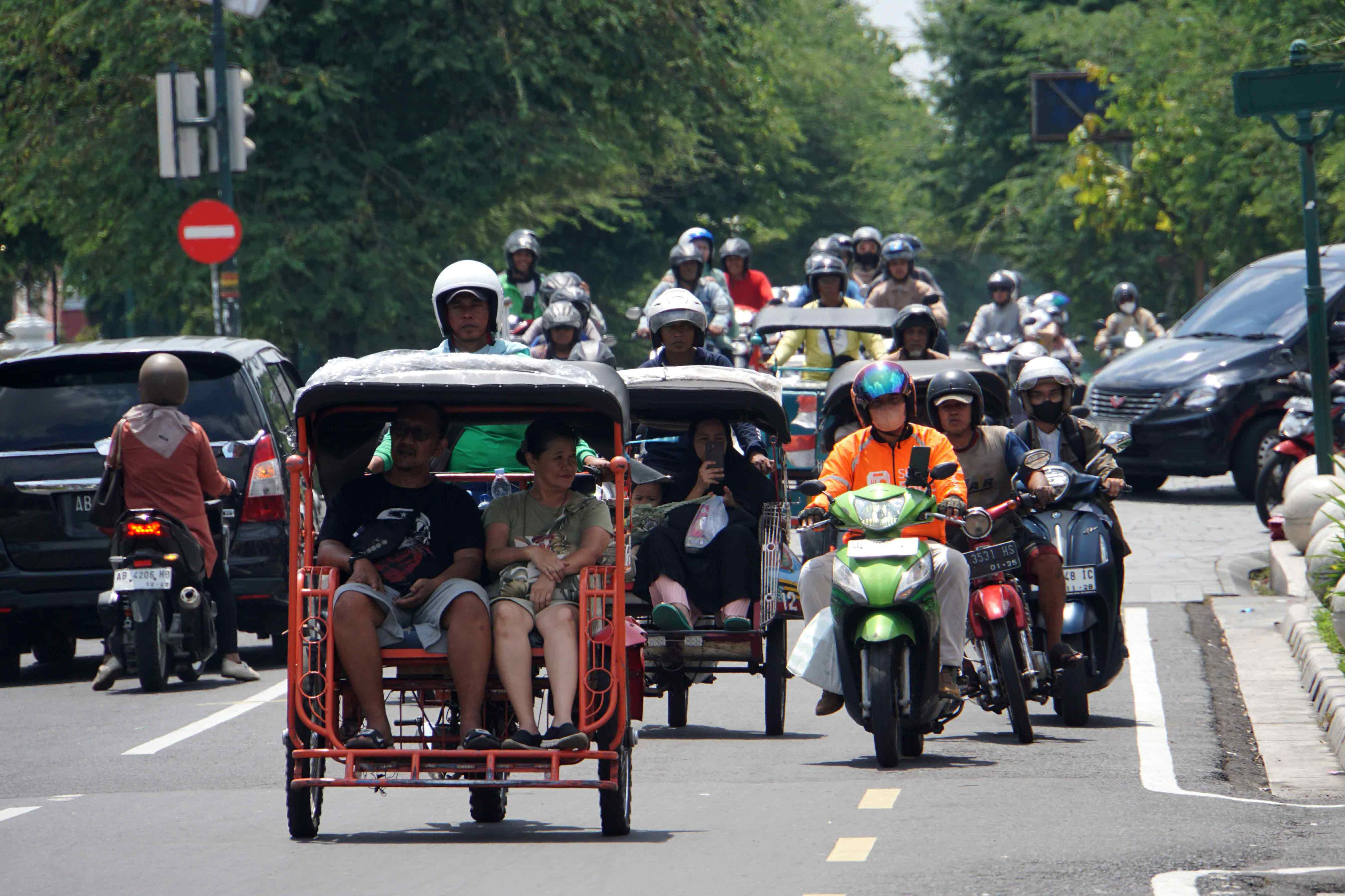 200.000 Kendaraan Masuk Kota Jogja Selama Lebaran, Kapan Lalu Lintas Kembali Normal? - JPNN.com Jogja