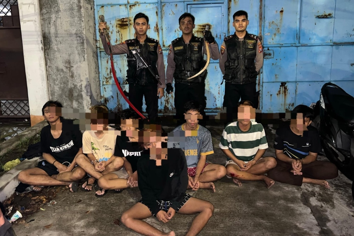 Live Streaming Saat Tawuran Gangster, 7 Remaja di Surabaya Diringkus Polisi - JPNN.com Jatim