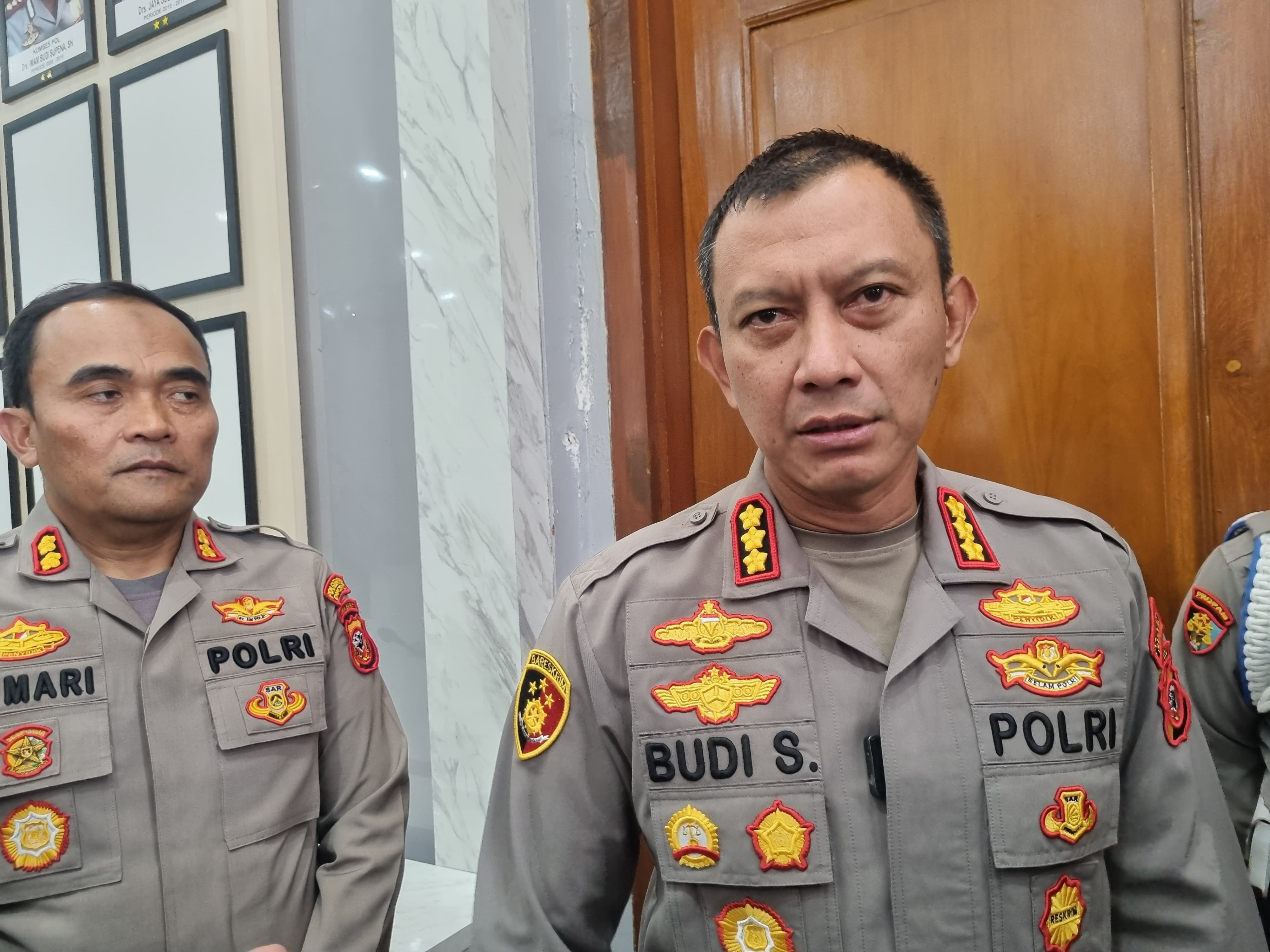 Antisipasi Bonek Datang ke Bandung, Polisi Lakukan Penyekatan di Terminal Hingga Stasiun - JPNN.com Jabar