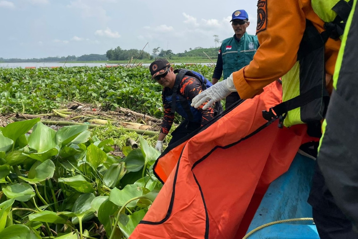 Hilang di Sungai Brantas, Nenek Sumiati Ditemukan Meninggal Tenggelam - JPNN.com Jatim