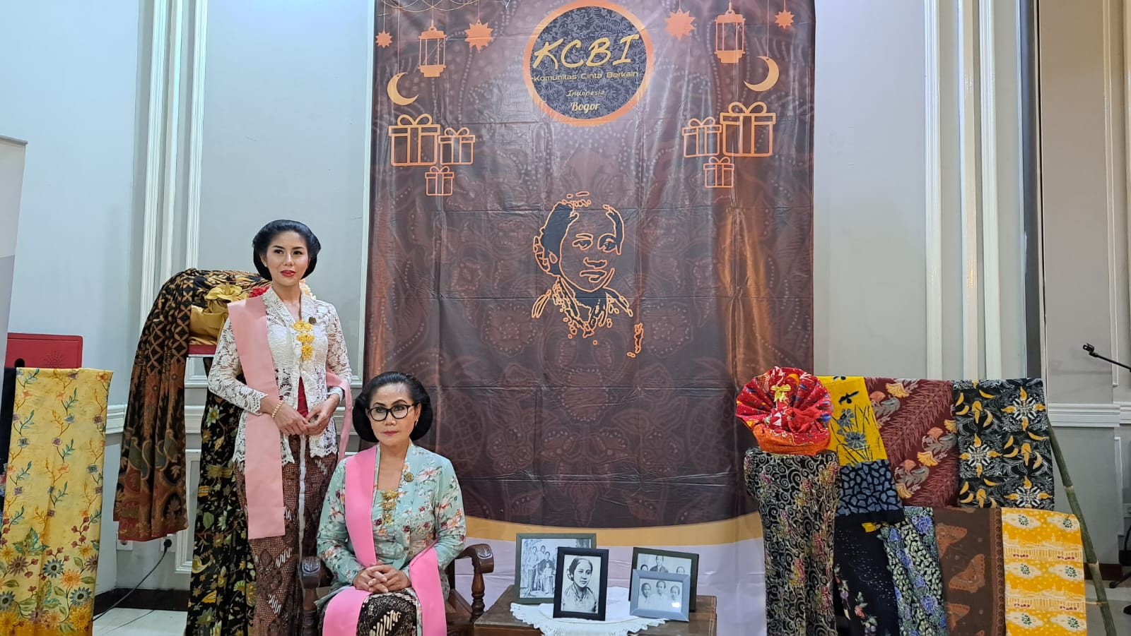 Pesan Tini Martini di Hari Jadi ke-8 KCBI Bogor, Harapkan Batik Semakin Dilirik Mata Dunia - JPNN.com Jabar
