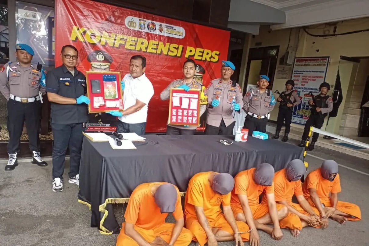 Komploten Pengedar Narkoba di Tulungagug Diringkus, Bandar Masih Buron - JPNN.com Jatim