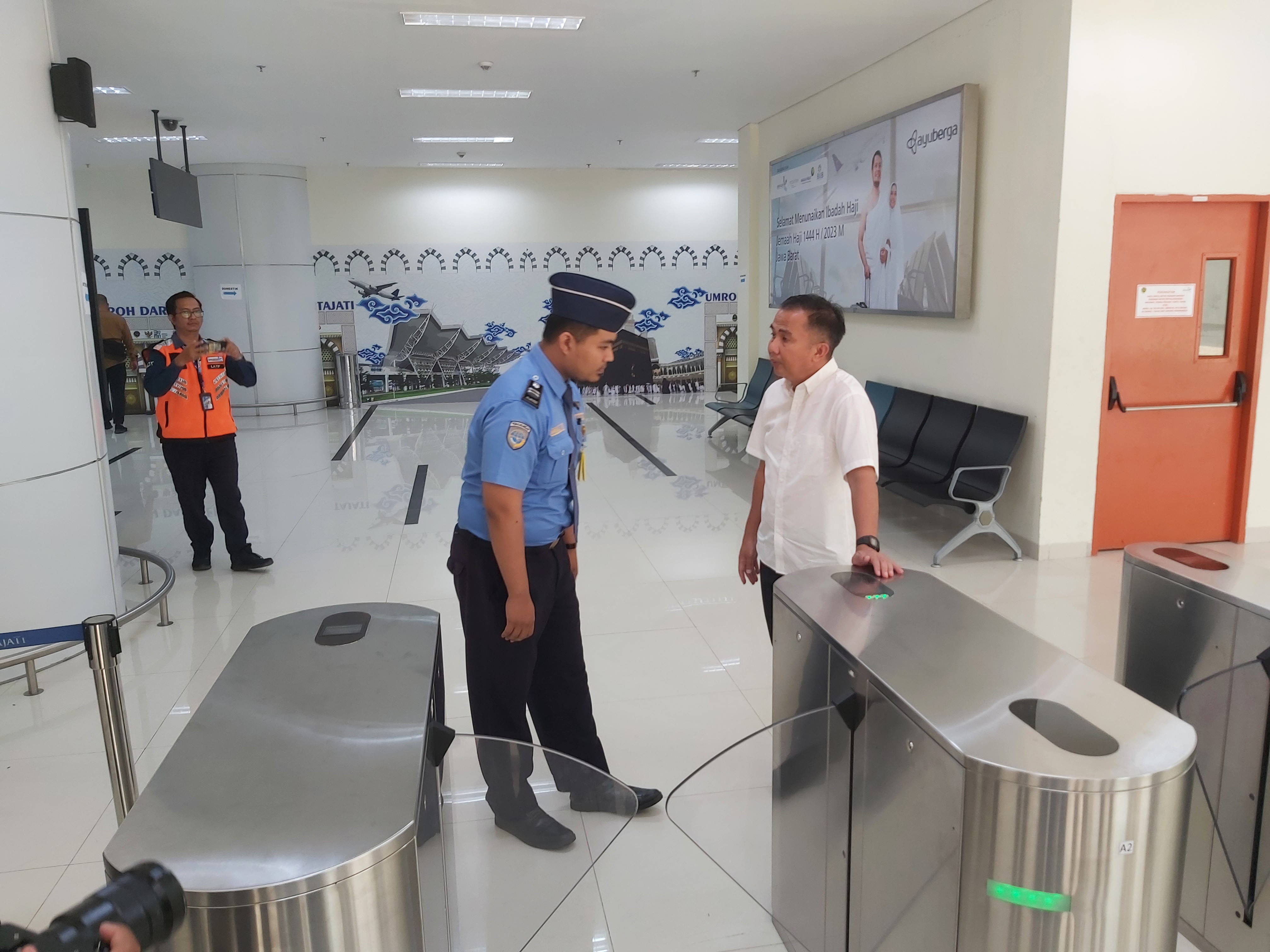 Sidak ke Bandara Kertajati, Bey Machmudin Berikan 'Pekerjaan Rumah' untuk PT BIJB - JPNN.com Jabar