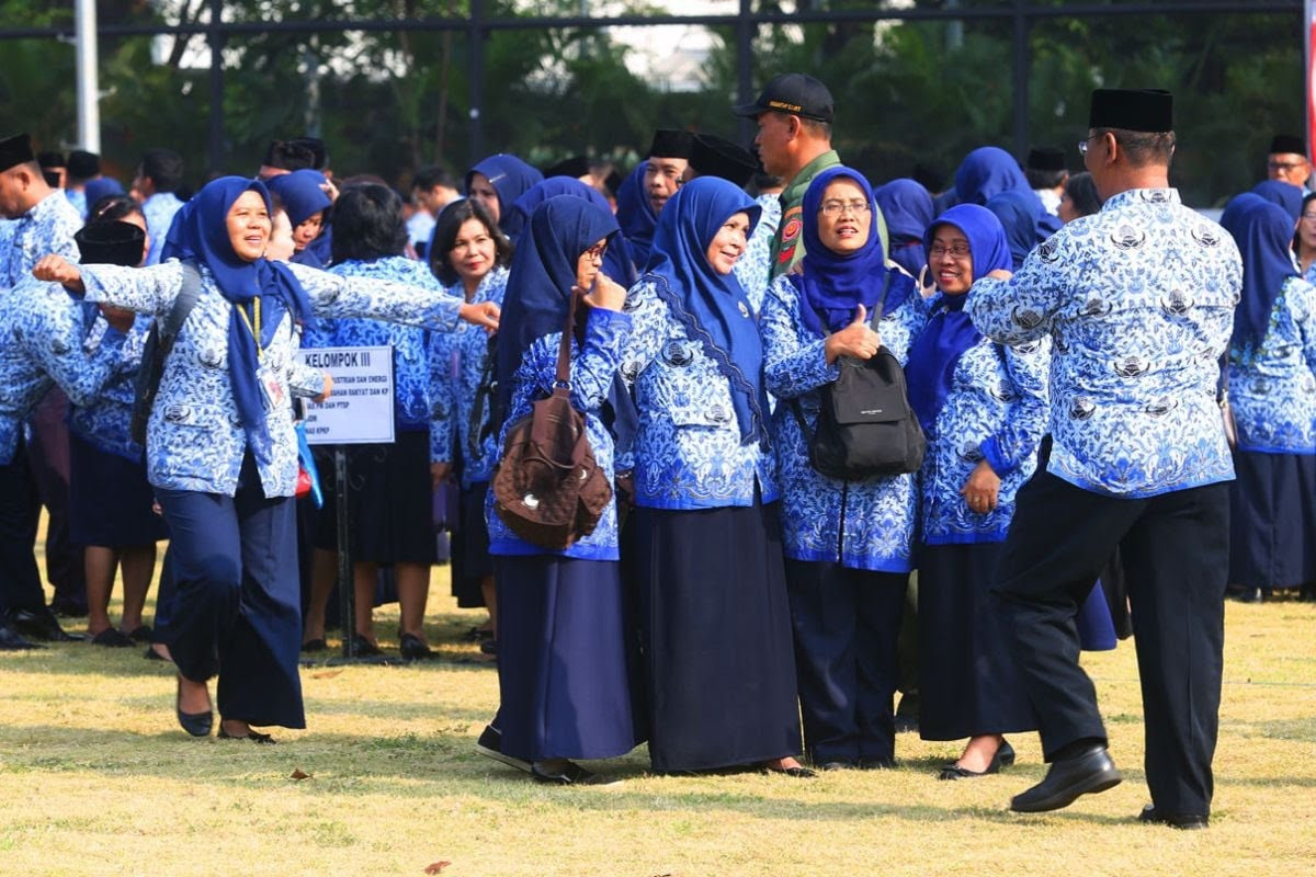 Disdik Kota Semarang Ungkap Penyebab Gaji Guru PPPK Telat Cair, Ternyata - JPNN.com Jateng