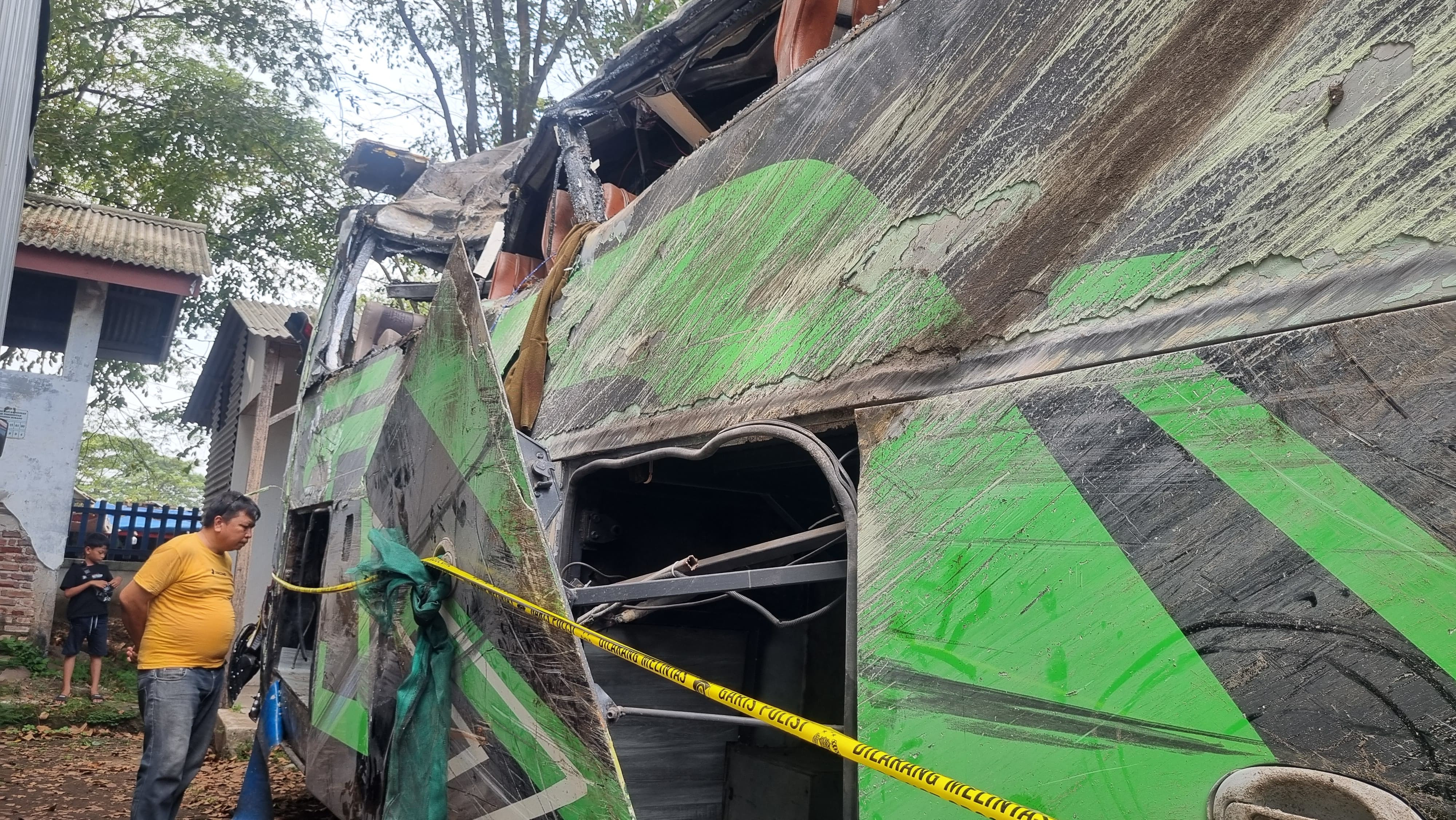 Sopir Bus SMK Lingga Kencana Jadi Tersangka Kecelakaan Maut di Subang - JPNN.com Jabar