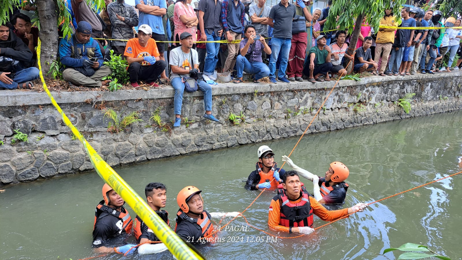 Bocah di Bantul Hanyut saat Mengambil Sandal di Selokan - JPNN.com Jogja
