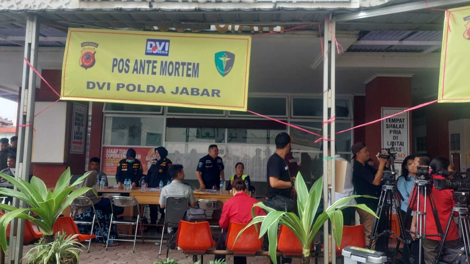 Polri Buka Posko DVI untuk Identifikasi Korban Kecelakaan Maut di Gerbang Tol Ciawi - JPNN.com Jabar