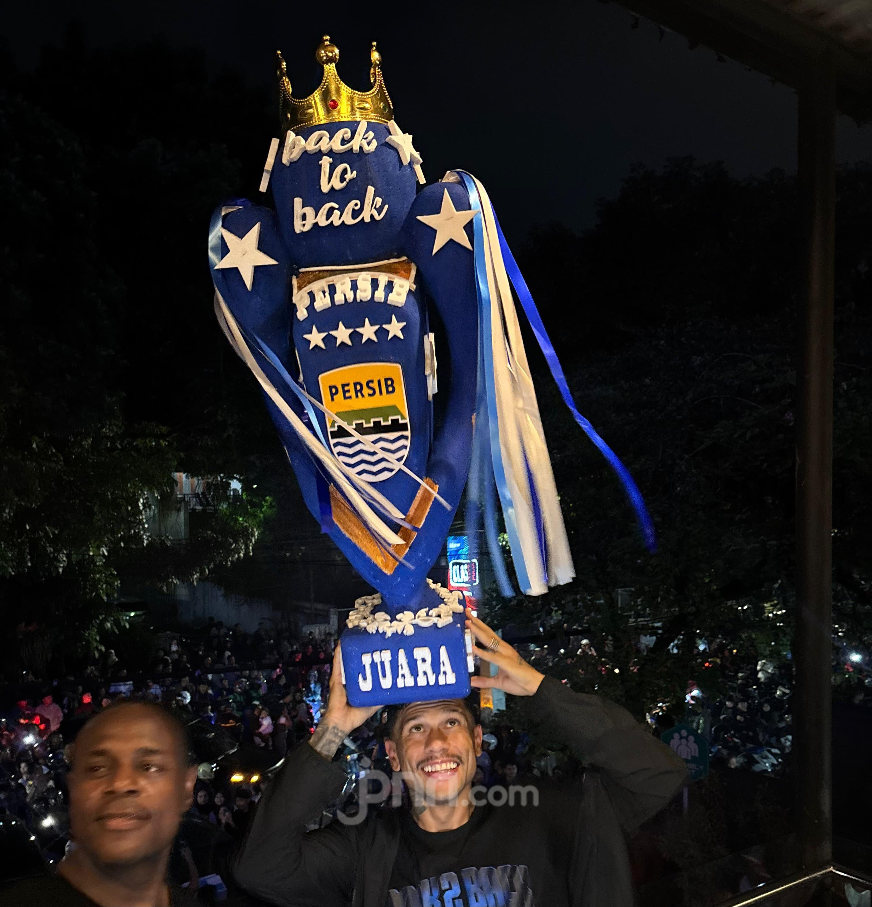 Siapkan Pesta Persib Juara, Dedi Mulyadi Berikan Pesan Khusus untuk Bobotoh - JPNN.com Jabar