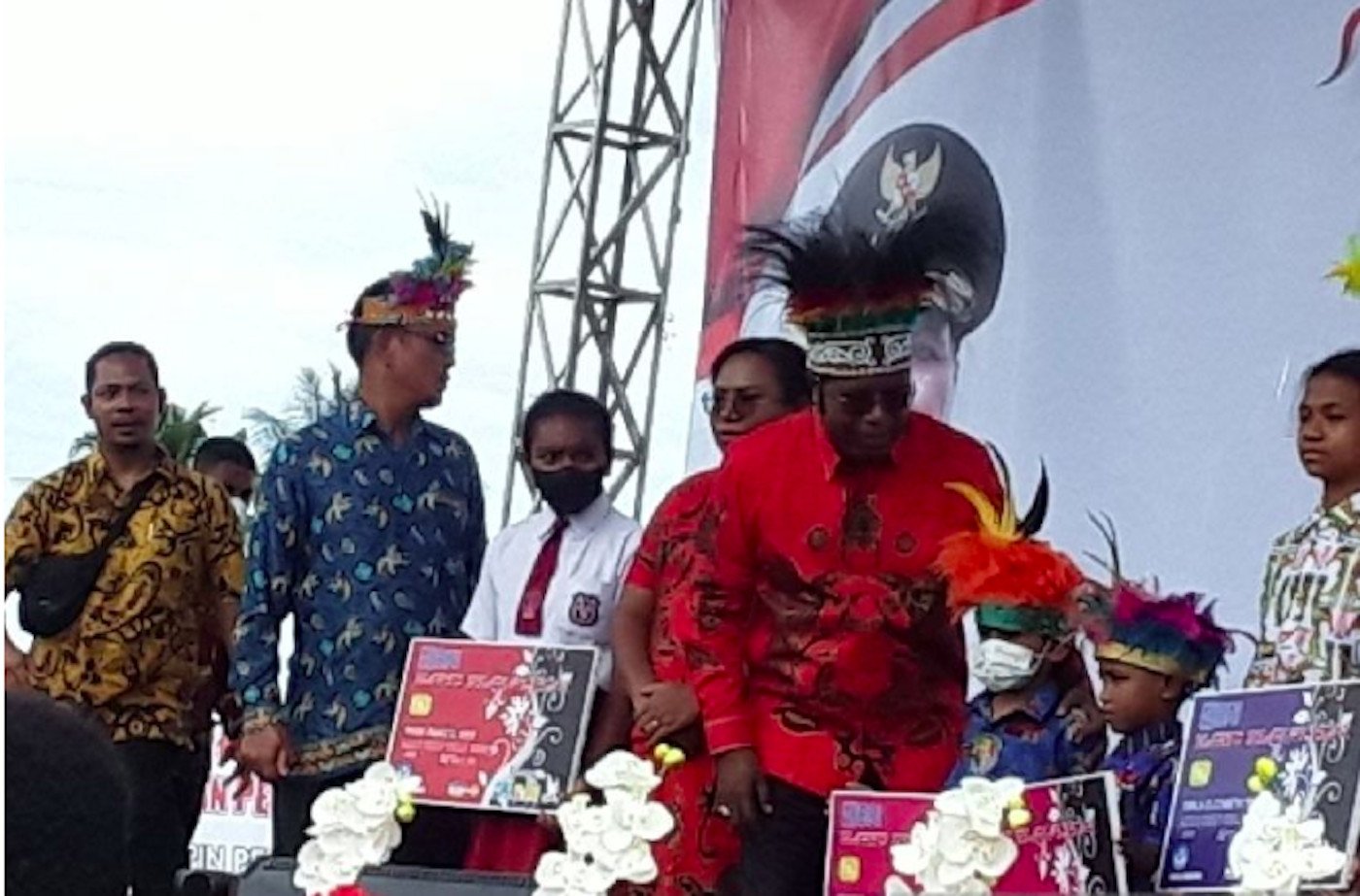Bupati Herry Akan Berikan Penghargaan kepada Perempuan OAP Beranak Banyak - JPNN.com Papua