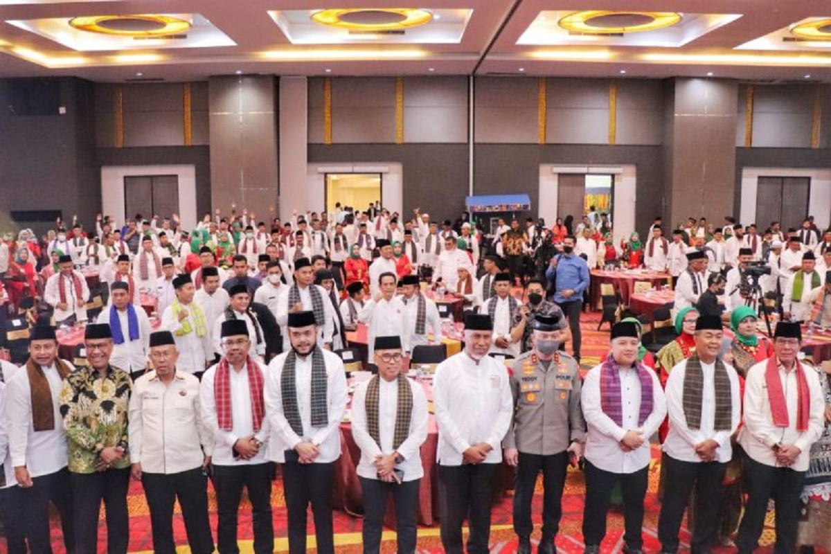 Oesman Sapta Odang Resmi Pimpin Organisasi Minang Terbesar di Indonesia - JPNN.com Sumbar