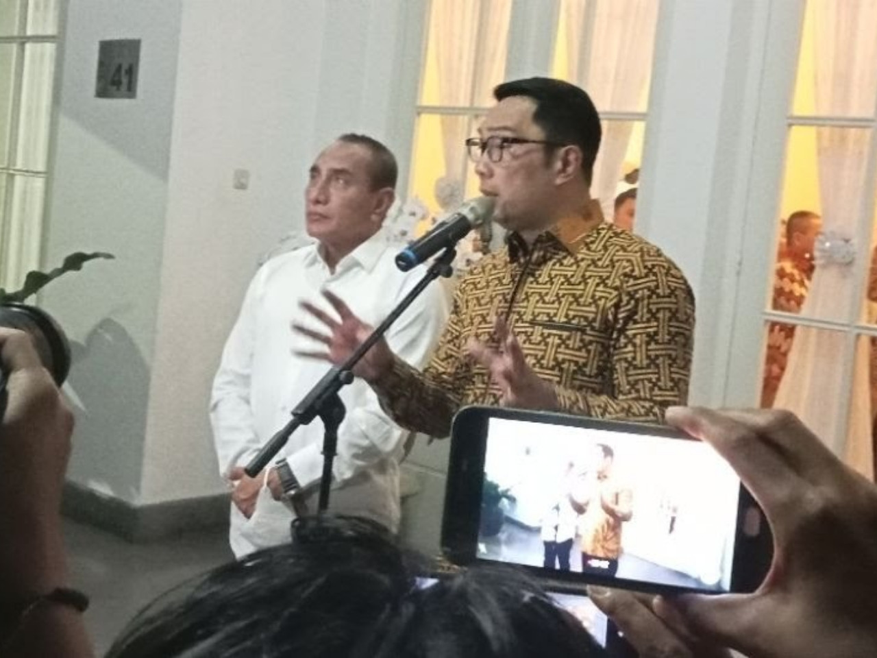 Ridwan Kamil Sebut Edy Rahmayadi Cocok Menjadi Presiden: Rambut Putih dan Wajah Berkerut - JPNN.com Sumut